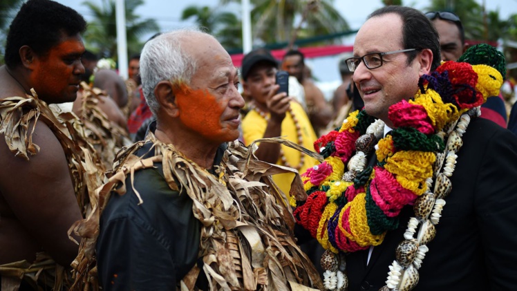François Hollande lors de sa visite officielle à Wallis en février dernier François Hollande lors de sa visite officielle à Wallis en février dernier