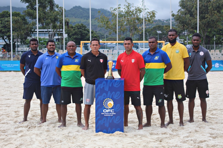 Beach soccer - Les Tiki Toa dans l’attente