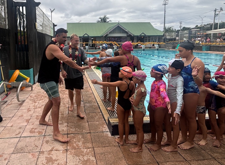 Florent Manaudou a fait une apparition surprise aux jeunes nageurs du CNP. Florent Manaudou a fait une apparition surprise aux jeunes nageurs du CNP.