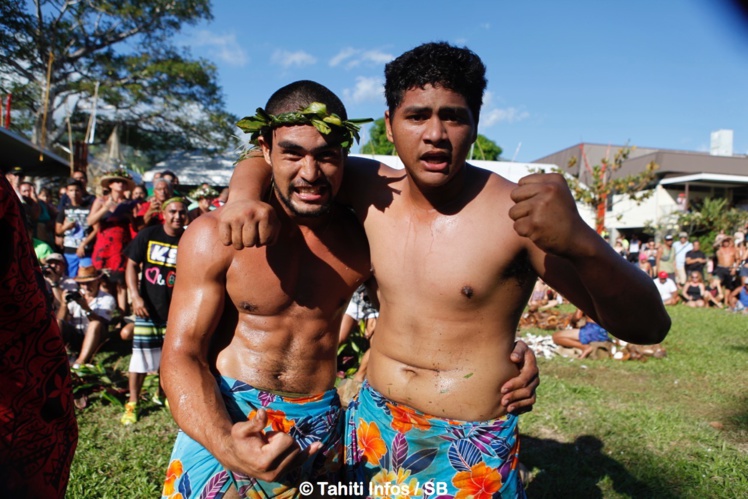 Les deux frères Temauri, de Moorea Les deux frères Temauri, de Moorea