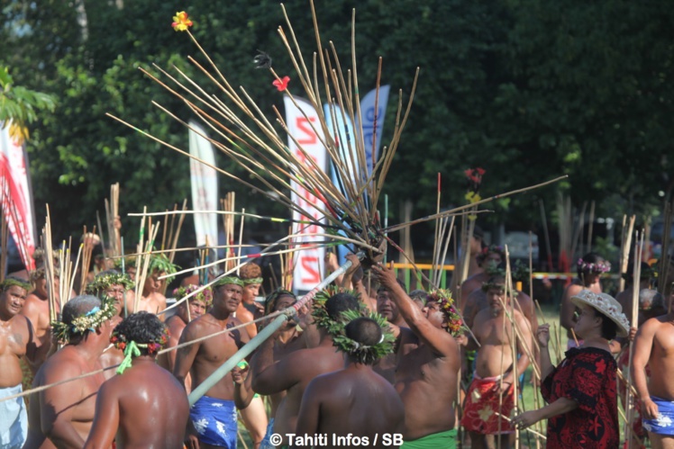 Le patia fa, une autre épreuve emblématique des tu'aro maohi Le patia fa, une autre épreuve emblématique des tu'aro maohi