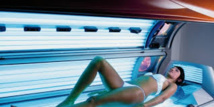 Cabine de bronzage et cancer: les mises en garde validées par le Conseil d'Etat Cabine de bronzage et cancer: les mises en garde validées par le Conseil d'Etat