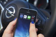 En voiture, les applications mobiles souvent utilisées par le conducteur (sondage)