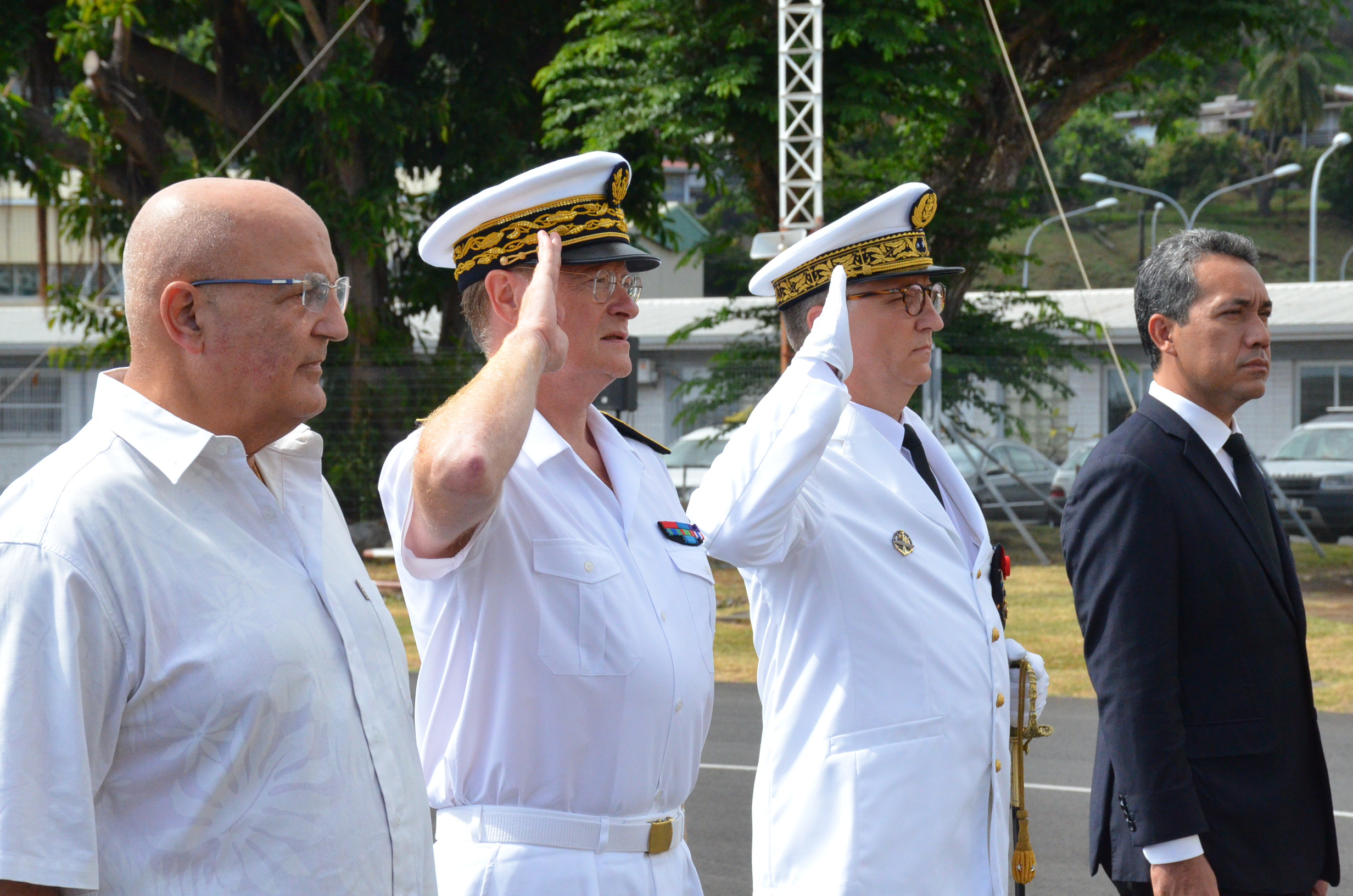 Le contre-amiral Bertrand "revient" au Pays