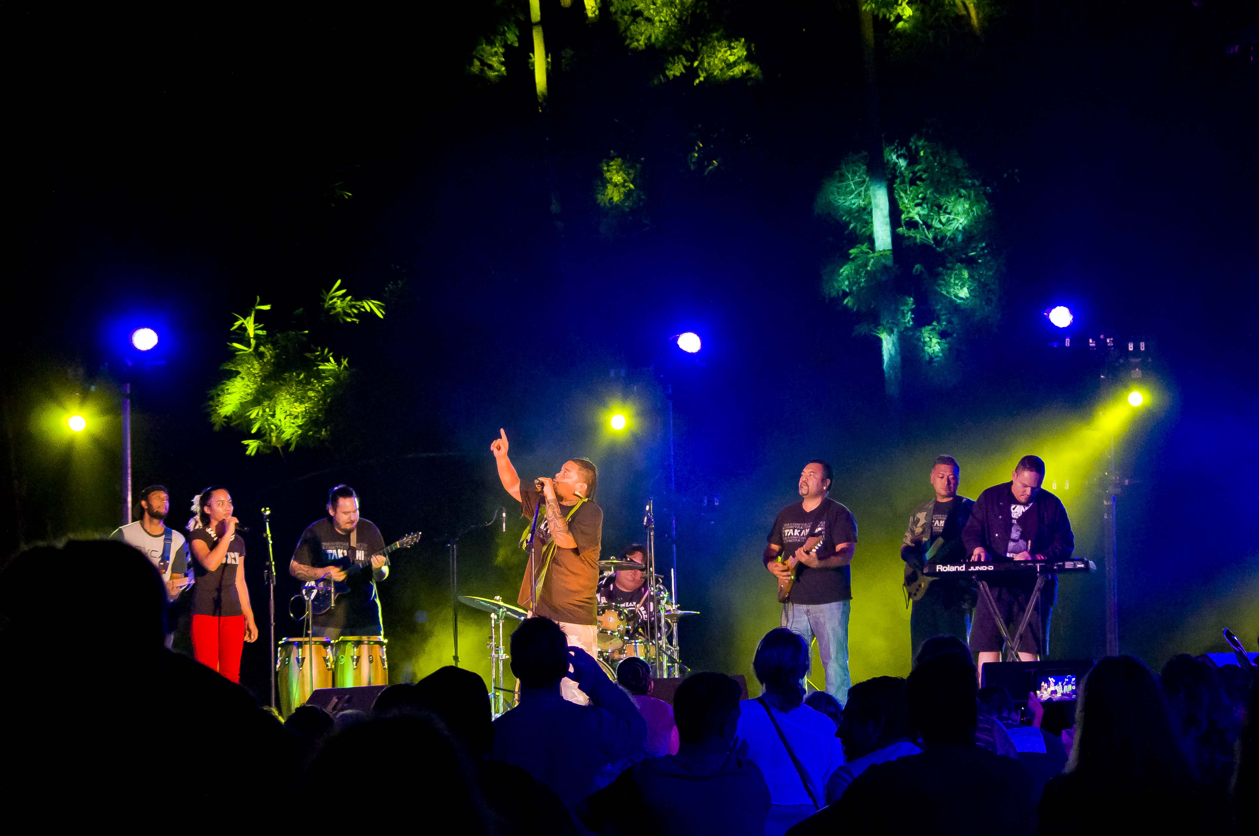 Sur le site sacré du marae Arahurahu, à Paea, Takanini a offert un concert mystique en juin dernier.