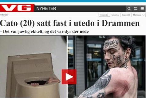 Un Norvégien se retrouve coincé au fond de toilettes publiques