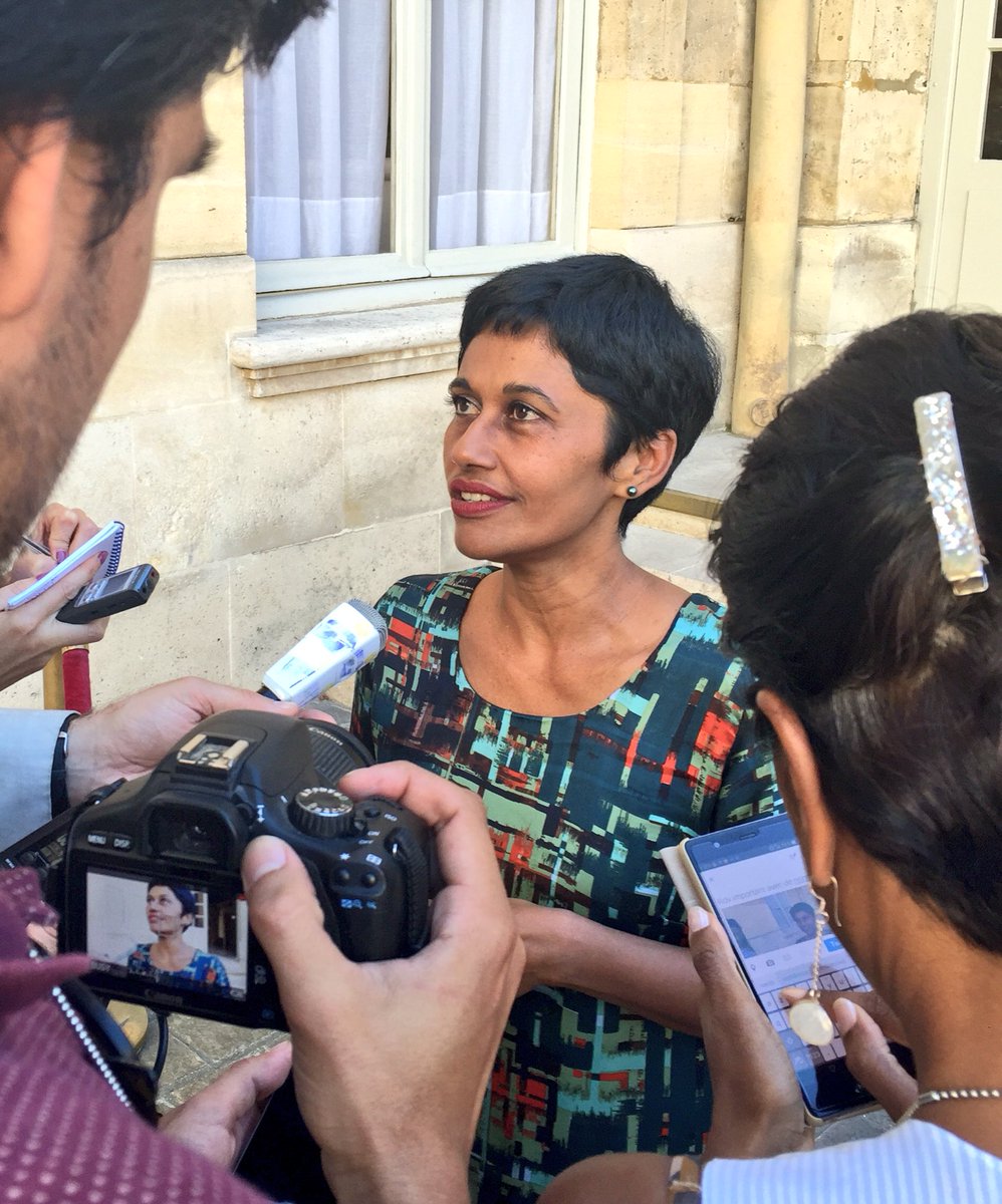 La ministre des Outre-mer, Ericka Bareigts, a souligné "la détermination et la force de conviction de Philippe Germain et d’Edouard Fritch, présidents de la Nouvelle-Calédonie et de la Polynésie française, qui ont permis de faire aboutir ce dossier".