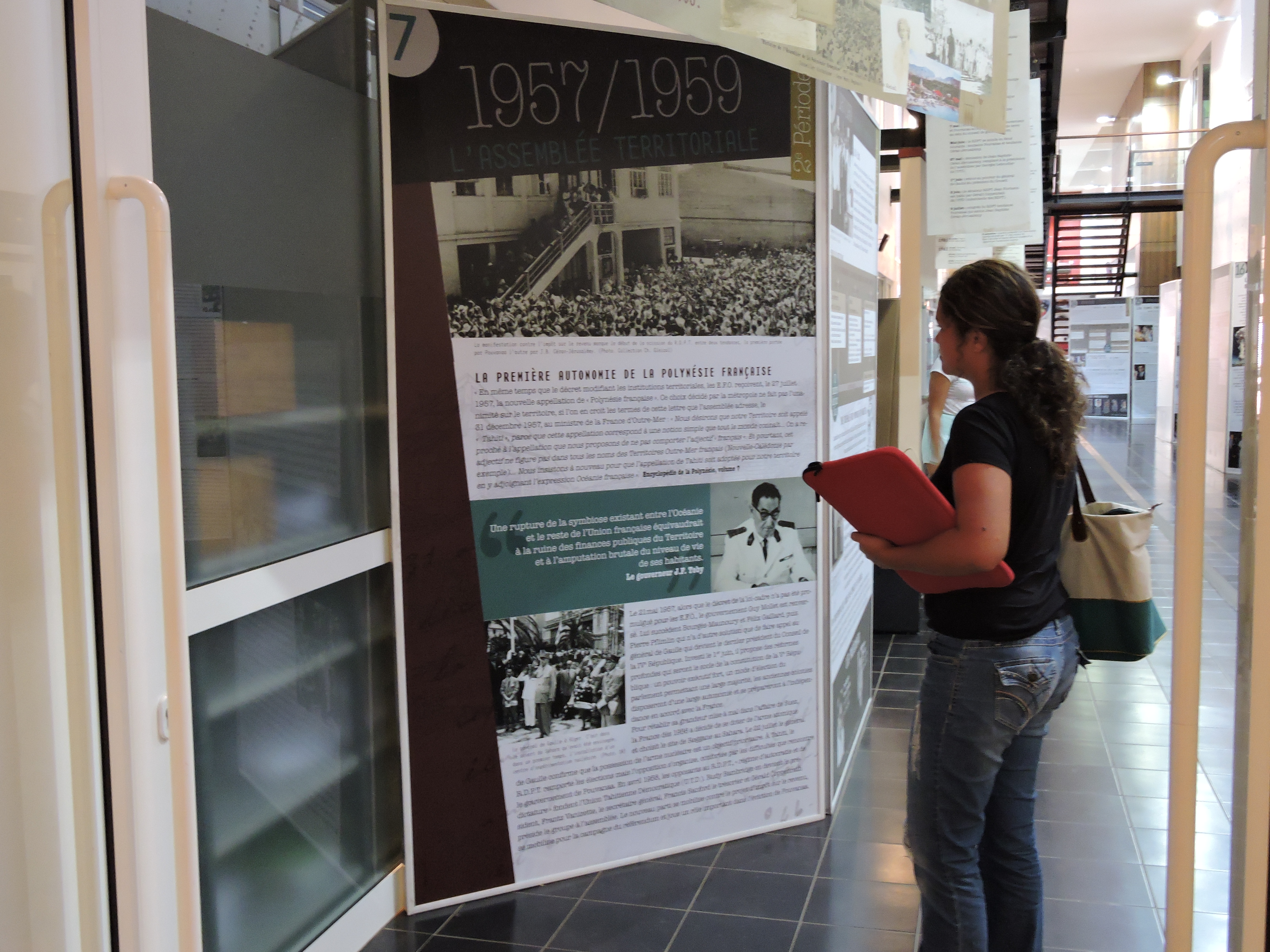 L'exposition est visible du lundi au samedi à l'université.