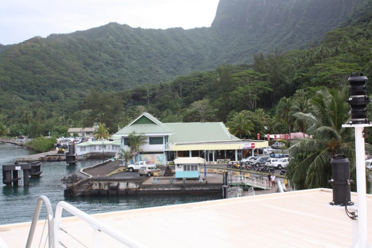 Sur le marché du transport maritime de passagers, le Terevau a transporté 43 % des passagers entre Tahiti et Moorea en 2015, l'Aremiti Ferry 35 % et l'Aremiti 5 22 %, soit un total de 57 % pour le groupe Degage.