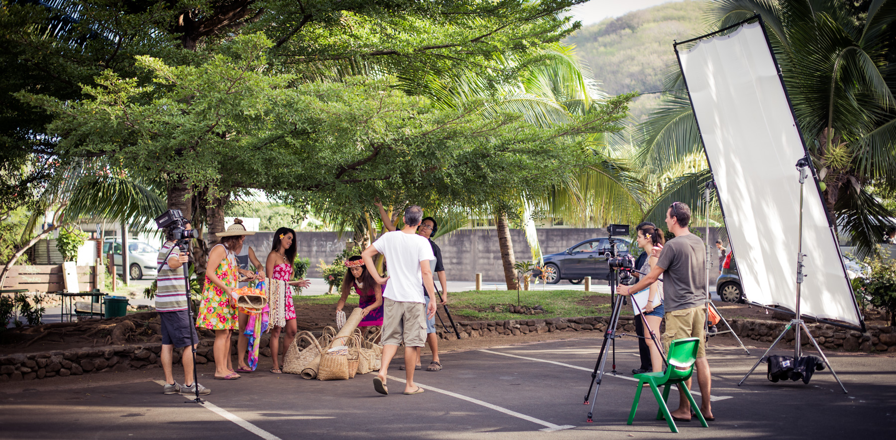 Des épreuves collectives et individuelles sont prévues comme d’aller vendre un produit dans la rue, de transformer un produit déjà existant, de mettre les mains dans la terre d’un fa’apu. Crédit : Archipel production.