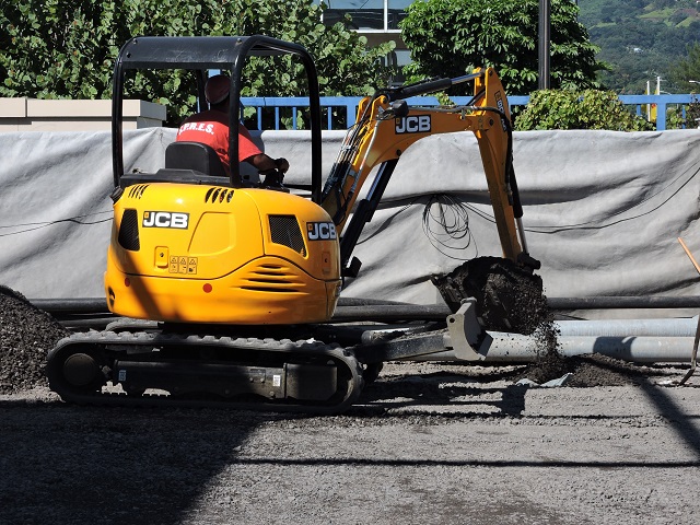 En 2008, il y avait 68 159 salariés. En 2013, ce nombre a chuté à 61 092. Fin 2015, il y avait 61 621 salariés.