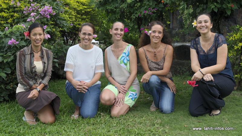 Le conseil de l'ordre des sages-femmes : Pascale Langy (vice-présidente), Tiarenui Ebb (trésorière), Sandrine Fatau-Itchener (secrétaire générale), Maeva Simonnet (secrétaire adjointe) et Martha Williams (présidente).