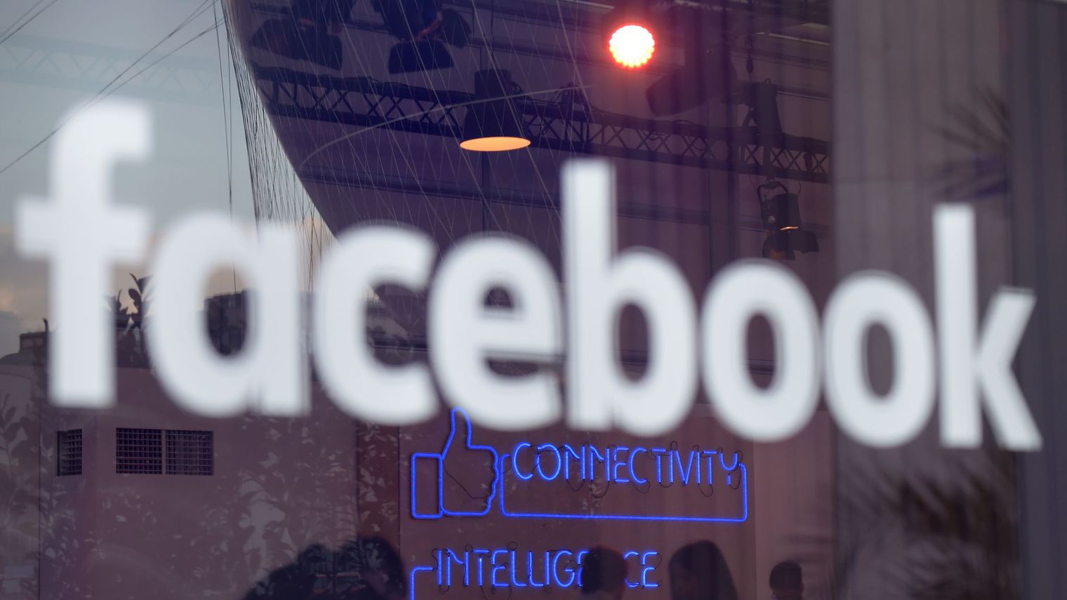 Désireux de fidéliser ses membres, Facebook se lance dans le commerce en ligne