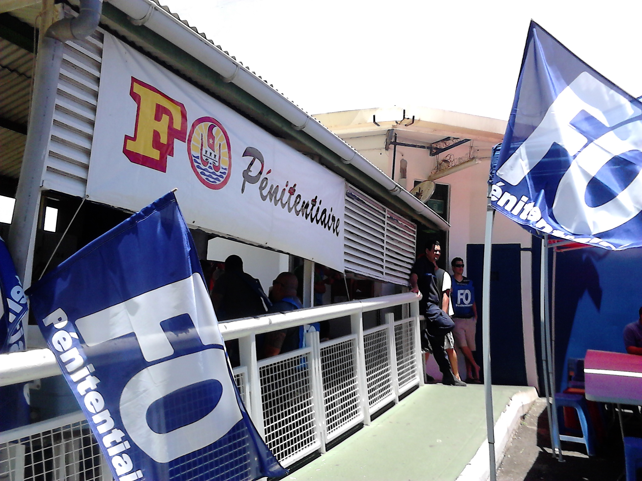 Le personnel pénitentiaire s'est réuni ce mardi pour que "l'administration pénitentiaire respecte ses engagements".