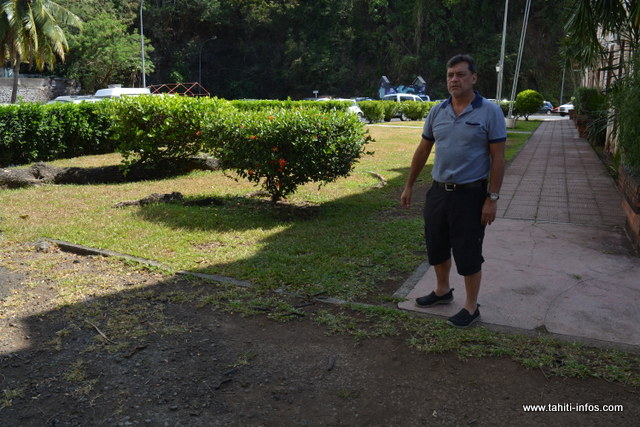 Le jardin devrait être entièrement clôturé