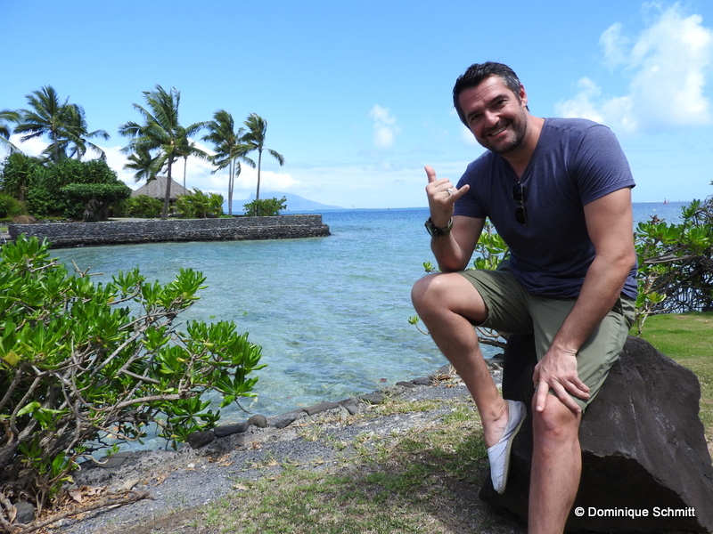 L'humoriste et comédien a hâte de rencontrer le public polynésien pour qui il va se donner à 400 %.