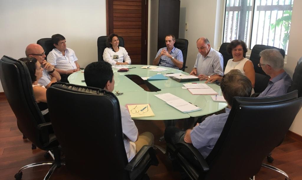 Les professionnels en charge du contrôle de la sincérité et de la régularité des comptes des partis politiques locaux ont participé, jeudi sur invitation du parquet général de Papeete, à une réunion organisée par le parquet général dans le cadre du plan de prévention contre les atteintes à la probité publique.