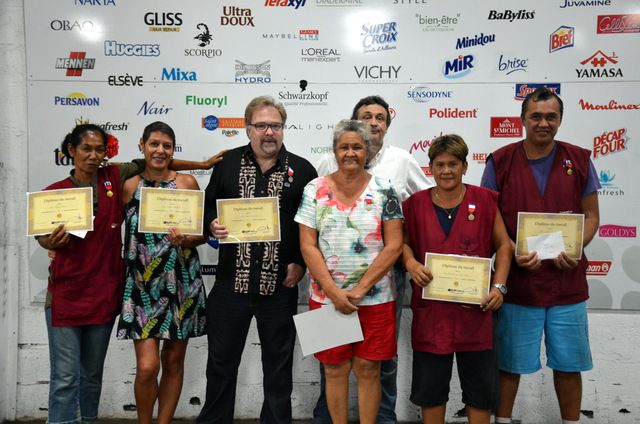 Le groupe Aline remet 15 médailles du travail à ses salariés