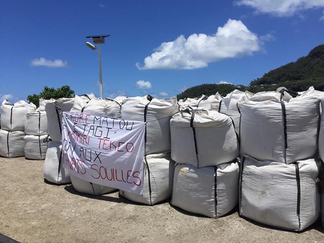 Les 120 m3 de graviers de Hao vendus à Rikitea