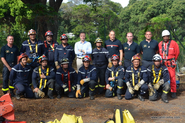 Neuf futurs chefs d'équipe ont été retenus pour suivre cette formation pratique.