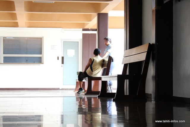 L'auteur du coup de couteau mortel, 54 ans, a été déféré ce jeudi. Le parquet a requis son placement en détention provisoire.