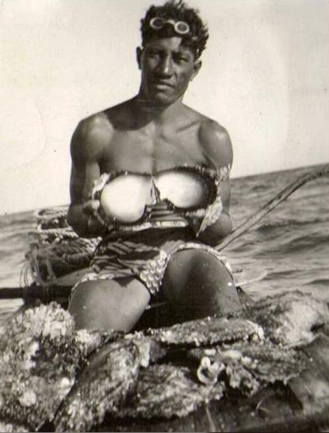 Plongeur de Nacres en 1955, photo Marcel lsy-Schwart.