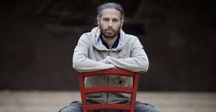 Dax: procès d'un "faucheur de chaises", "contre-procès" de l'évasion fiscale