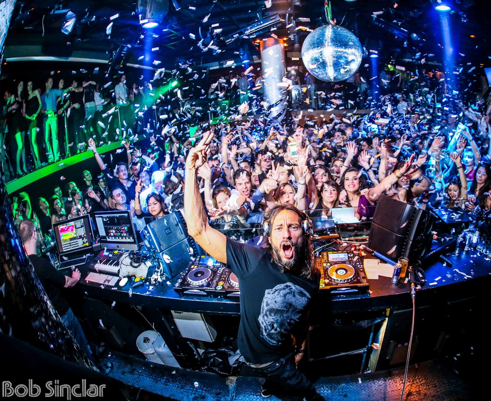 Environ 3 000 personnes sont attendues pour ce festival électro qui s'annonce décoiffant.