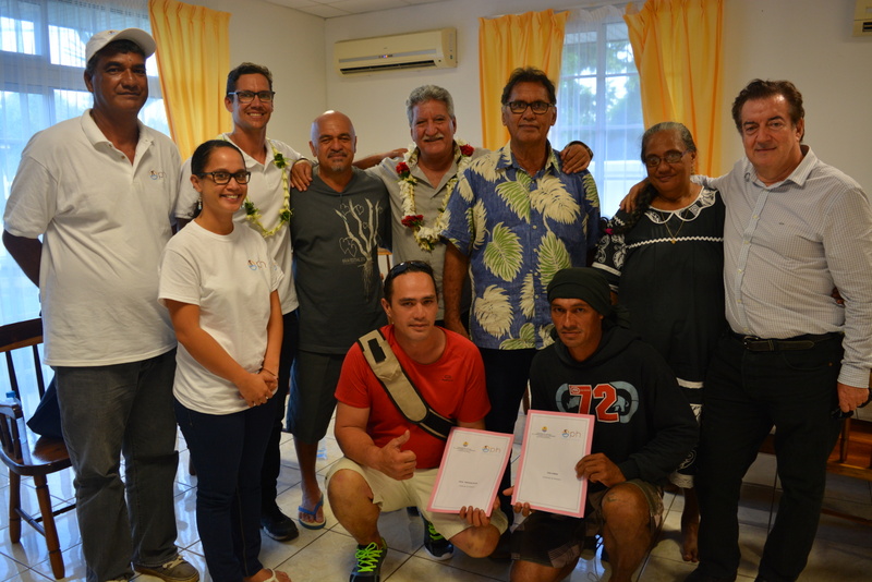 Sur Papenoo, deux foyers ont reçu leurs bons en matériaux, mardi.