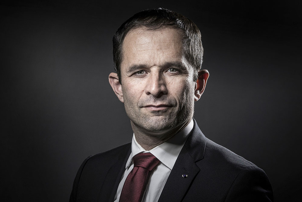 Présidentielle: Hamon présente un organigramme ouvert à la société civile