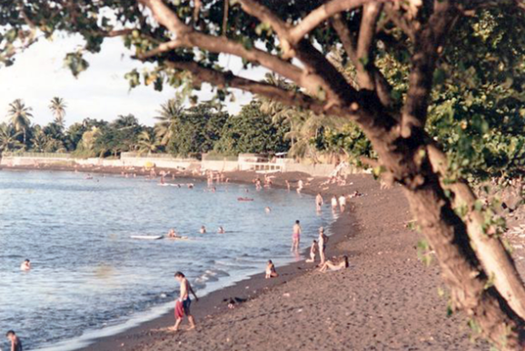 La plage du Taaone en 1965.