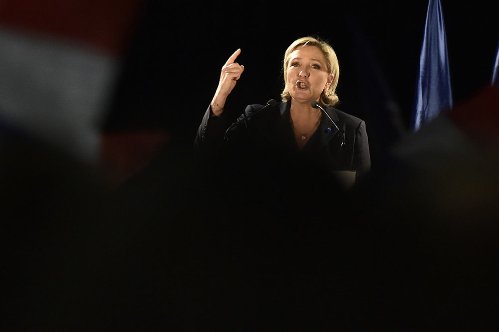 La présidente du Front national Marine Le Pen a franchi la barre des 500 parrainages requis pour se présenter à l'élection présidentielle.