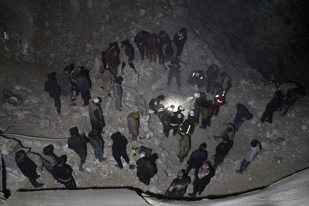 Washington reconnaît une frappe en Syrie, 46 morts dans une mosquée