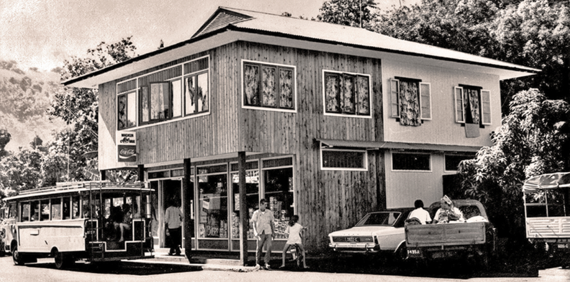 Le magasin Abe de Arue en 1974. Coll. Mairie de Arue