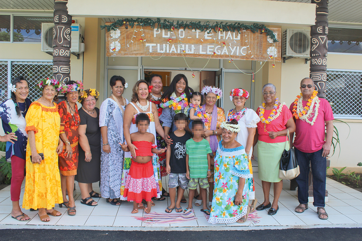 Christine Kelly fait don de 596 000 francs à la Fédération du conseil des femmes
