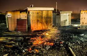 France: le camp de migrants de Grande-Synthe réduit en cendres par un incendie