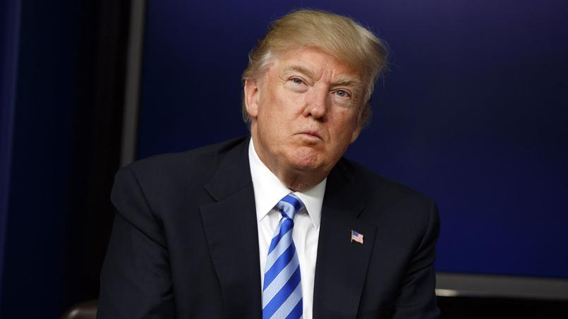 Trump prend ses distances avec son conseiller stratégique Bannon