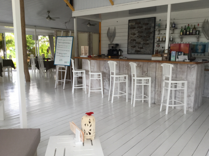 Le code couleur étant le blanc, le bar est dans la tonalité dominante.