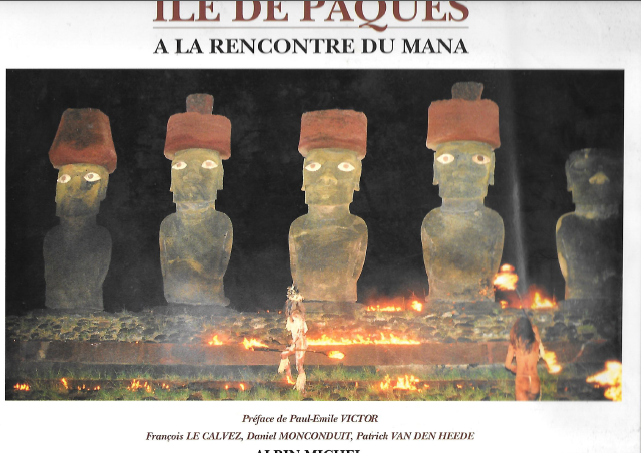 Un ouvrage à lire, celui des deux concepteurs du moai, Daniel Monconduit et François le Calvez.