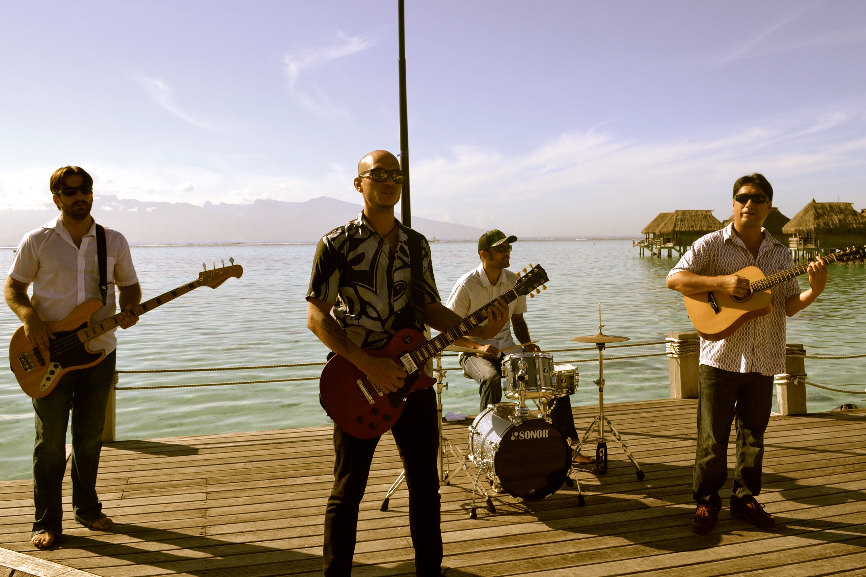 Le nouveau groupe EKE sort son premier single