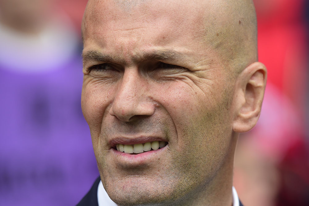 Zidane appelle à "éviter" le Front national