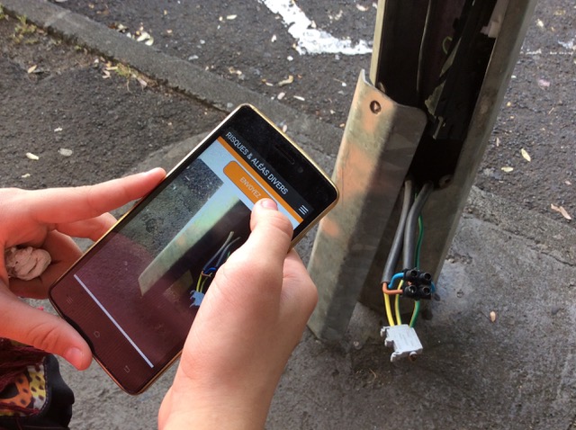 Une photo, un message (optionnel) et l'app se charge du reste