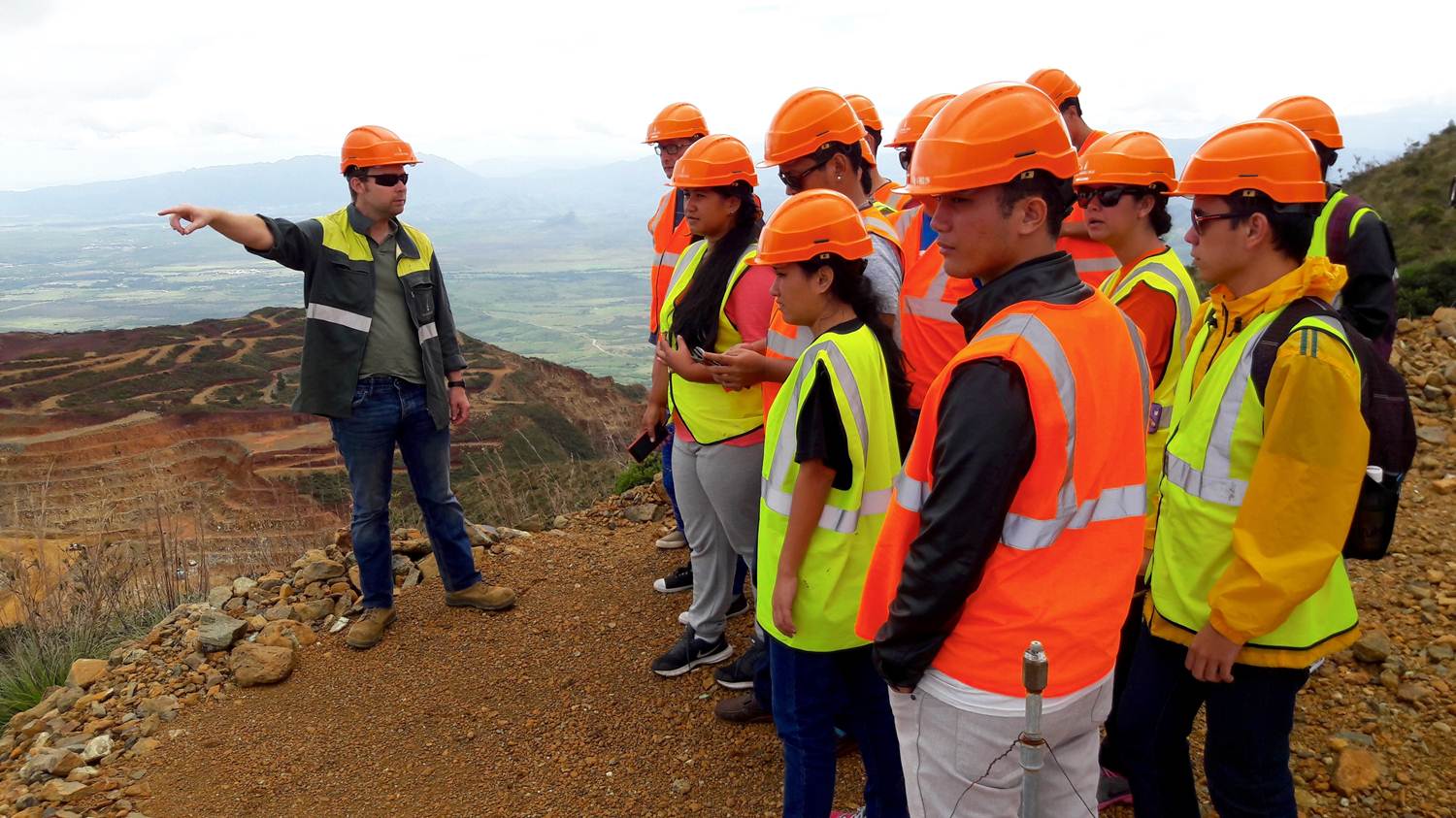 Durant 11 jours, 18 étudiants de l'UPF ont sillonné la Nouvelle Calédonie dans le cadre d'un voyage étude.
