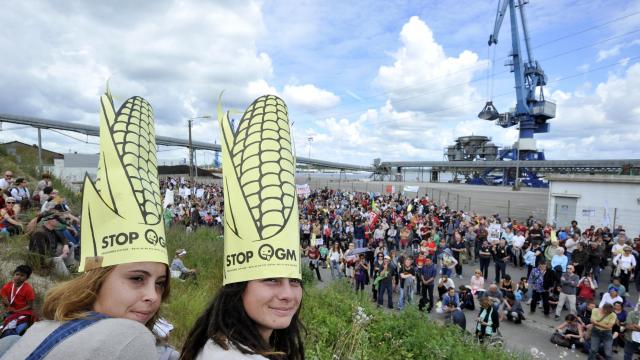Marche anti-OGM: environ 2.000 participants à Lorient