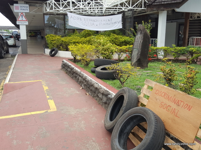 Parti réfléchir samedi avec ses troupes un protocole d'accord entre les mains, le syndicaliste Atonia Teriinohorai n'avait toujours pas contacté la direction en retour dimanche en début de soirée, selon Eric Dumas, directeur général d'ADT.