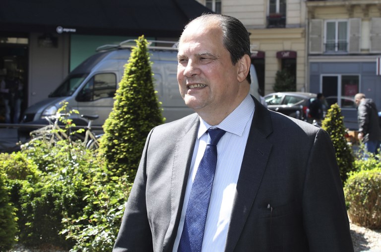 Cambadélis: "Pas impossible" que le PS change de nom