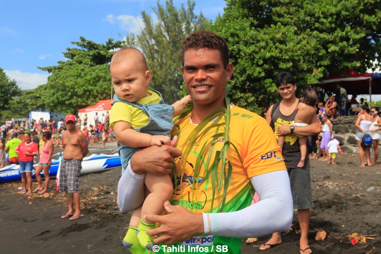 Hiromana Florès, rameur emblématique de Shell Va'a