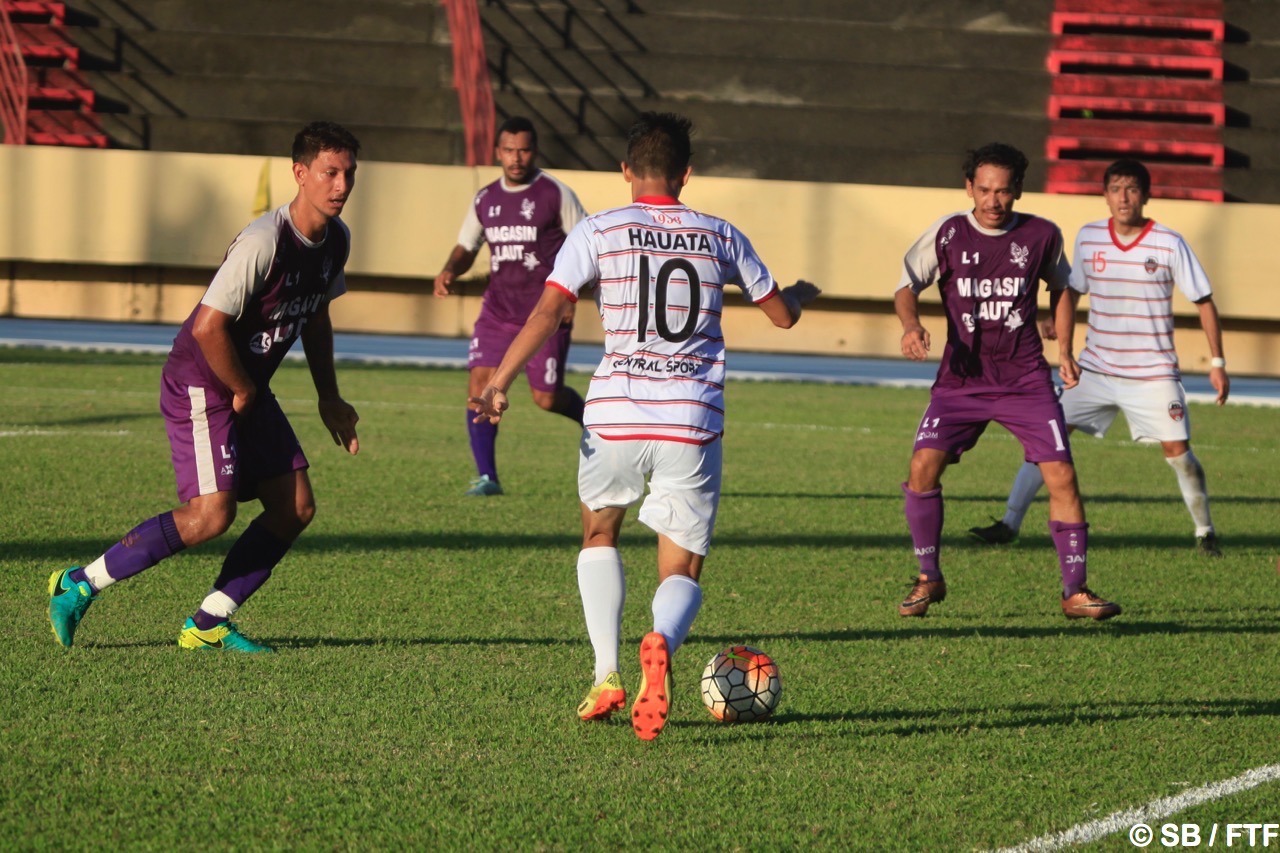 Central s'est imposé 5-4 contre Manu Ura