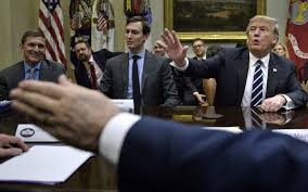 Affaire russe: la pression monte sur la Maison Blanche