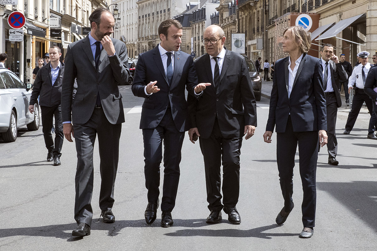 Le camp Macron attaqué sur l'exigence de probité